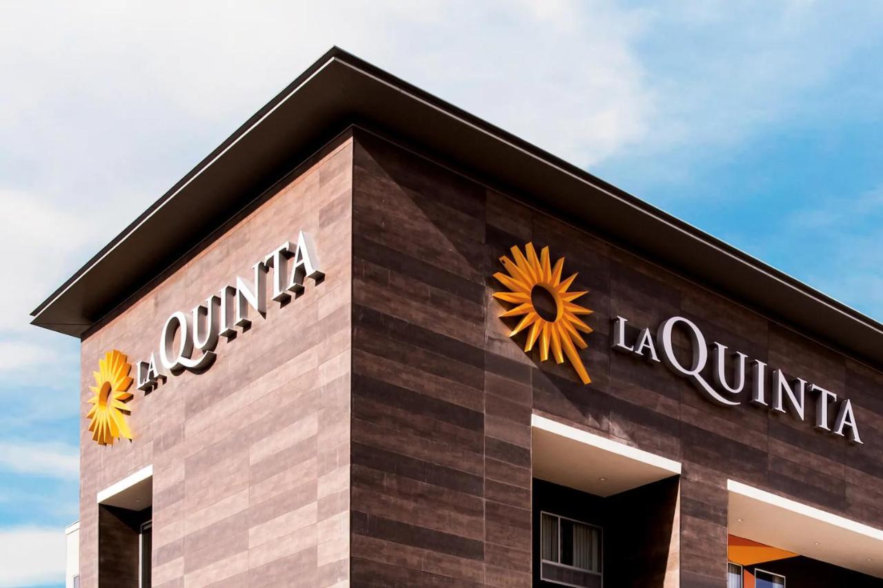 La Quinta Inn & Suites By Wyndham - Red Oak Tx Ih-35E Екстериор снимка